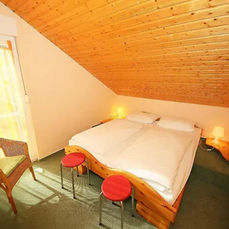 Holiday home Strandhaus Duenenweg 62 Mit Terrasse, Sauna Und Kamin